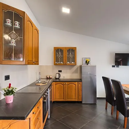 Ines Apartamento Pula